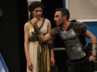 Sahne Tozu’ndan savaşa eleştirel bir bakış