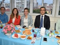 Salnur, ADSM çalışanlarını iftarda yalnız bırakmadı