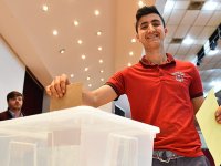 Büyükşehir, 300 ''S Plaka'' sattı