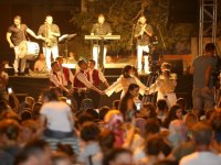 Şemikler, Balkan ezgileriyle şenlendi