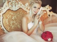 Şık ve Kullanışlı Gelin Aksesuarları Tercihinde Önemli Unsurlar