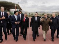 Spor Bakanı Karşıyaka Stadını inceledi…