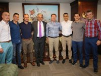 Süper Lig hakemlerinden Karşıyaka'nın Filizleri'ne destek