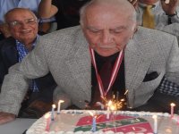 Tahir abiye büyük ayıp!..