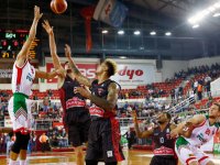 TBF'den Pınar Karşıyaka'ya para cezası