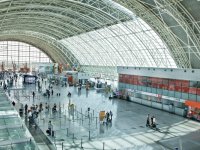 Temmuz'da İzmir Adnan Menderes Havalimanı'nda 1.286.762 yolcuya hizmet verildi