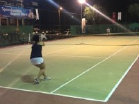 Tenis heyecanında çeyrek ve yarı finale doğru...