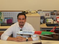 THY Uçağını yeşil kırmızıya boyadı...