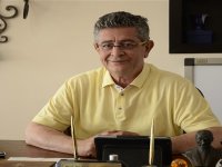 Tiroid kanseri tanısı için boyun muayenesi yapın