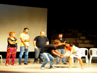 Tiyatro Sokakla Buluşuyor