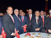 Tüm İzmir'de 29 Ekim Cumhuriyet Bayramı coşkuyla kutlandı