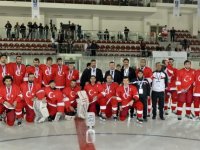 Türkiye Buz Hokeyi Federasyonu başkanından Atila'ya teşekkür