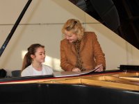 Usta piyanistler İKSEV'de yetişecek