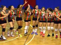 Voleybol Gençler'de Karşıyaka 5'te 5... 