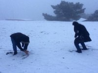 Yamanlar'a kar yağdı...