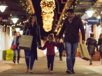 Yeni Yıl İndirim Günleri bu yıl Bostanlı Pazarı'nda...