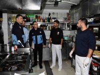 Yeni yıl öncesi Karşıyaka’da denetimler sıklaştı