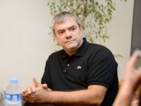 Yılmaz Özdil yarın Karşıyaka’da