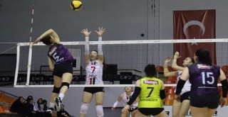 Karşıyaka Akhisargücü'ne 2-0'dan yenildi...