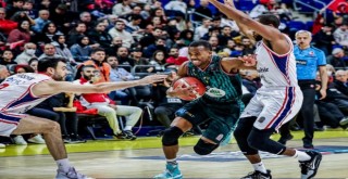 Pınar Karşıyaka'dan Bahçeşehir maçı hakemlerine tepki