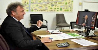 Bornova Belediyesi'nden Askıda defter kampanyası