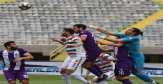 Karşıyaka, Yeni Orduspor'u eli boş gönderdi