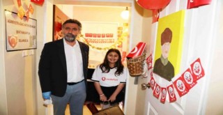 Minik Tuğsem’e Başkan Sandal’dan doğum günü ziyareti