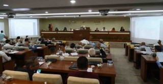 Başkan Selvitopu: Eğitime desteğimiz kesintisiz sürecek