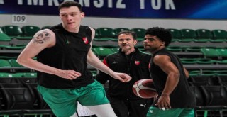 Karşıyaka sezonu TOFAŞ deplasmanıyla kapatıyor