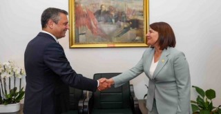 Başkan Fıçı CHP Genel Başkanı Özel'i makamında ziyaret etti