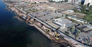 Mavişehir'e geçici olarak topraktan set çekildi