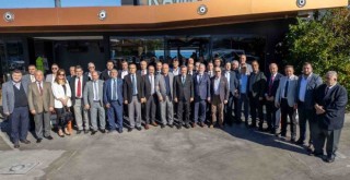 Başkan Batur esnafla bir araya geldi