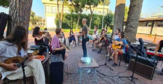 Kolektif Hayal Gücü ve Müzik Buluşmaları başladı