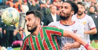 KSK'de üç ayrılık daha...