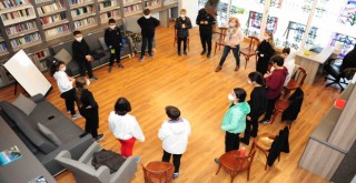 Balçovalı çocuklara felsefe atölyesi