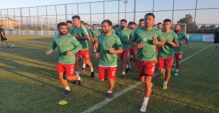 Karşıyaka final aşkına...