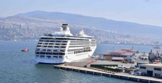 İzmir’e kruvaziyer akını