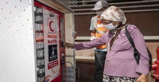 Büyükşehir ilçe belediyelerine 140 bin adet maske gönderecek