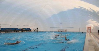 Celal Atik Yüzme Havuzu'nun üstü kapatıldı