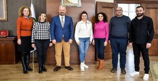 Karşıyaka Halk Eğitim'den Menemen'e destek!