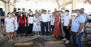 Başkan Tugay çalışanlarıyla bayramlaştı