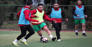 Kaf Kaf, şeytanın bacağını kırmak istiyor