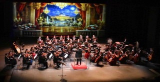 İzmir Devlet Opera ve Balesi’nden yeni yıla coşkulu merhaba