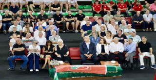 Ateş Özerk son yolculuğuna uğurlandı