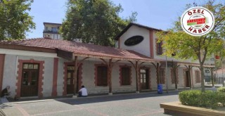 Karşıyaka Tren İstasyonu Gençlik Merkezi olacak