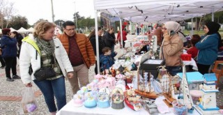 Karşıyaka’da Sevgililer Günü Pazarı açıldı