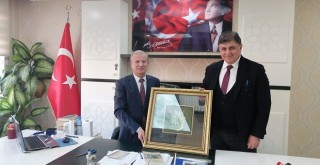 Müftü Gürler'i, başkan Tugay ziyaret etti