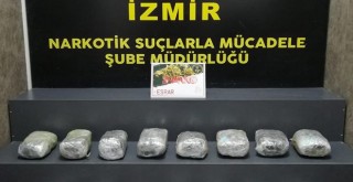 Karşıyaka'da durdurulan otomobilde uyuşturucu ele geçirildi