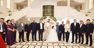 AK Parti’yi Karşıyaka’da buluşturan nikah