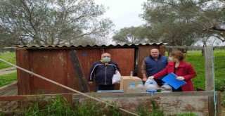 Urla’da yaşlılara ve ihtiyaç sahiplerine eve hizmet